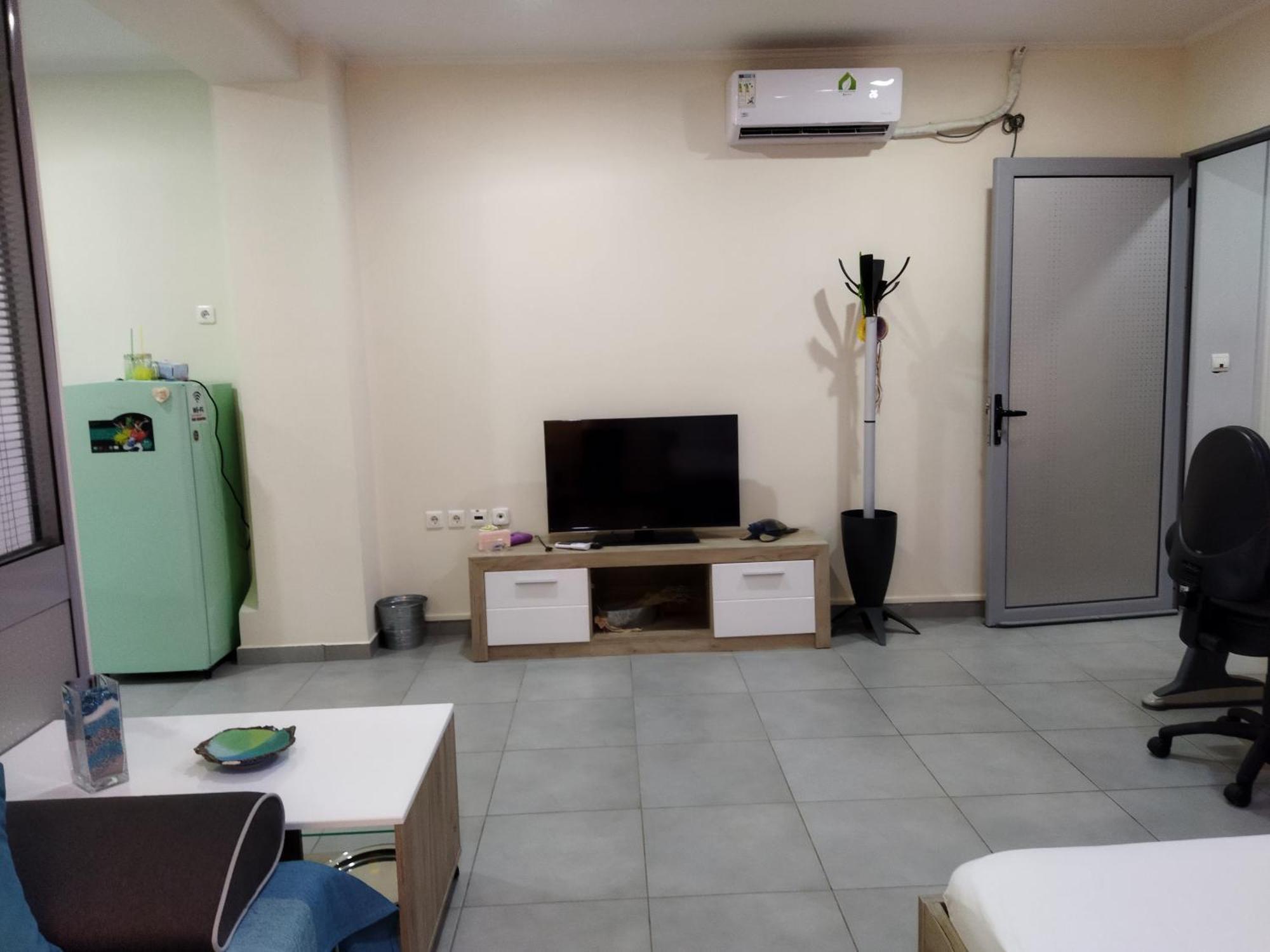 Cozy Apartment Near To The Airport Kouvaras Экстерьер фото